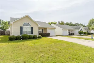 327 Beryl Dr, Aiken, SC 29803 - Photo 2
