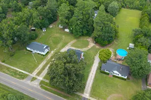 420 E Wise St, Trenton, SC 29847 - Photo 2