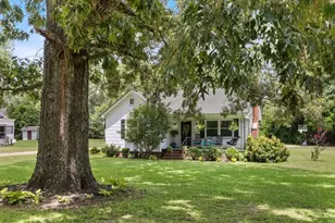420 E Wise St, Trenton, SC 29847 - Photo 1