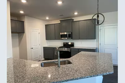 715 Courtland Drive, Aiken, SC 29801 - Photo 2
