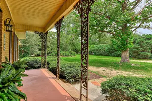 273 Timberwood Dr, Thomson, GA 30824 - Photo 2