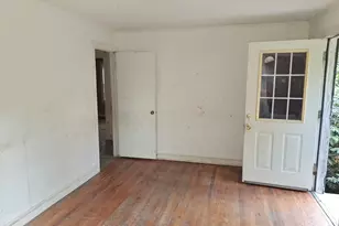 212 Bradham Ave, Manning, SC 29102 - Photo 2