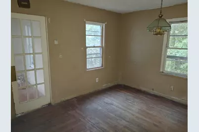 212 Bradham Avenue, Manning, SC 29102 - Photo 8