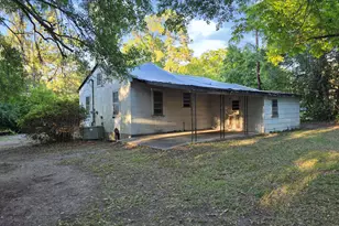 212 Bradham Ave, Manning, SC 29102 - Photo 18