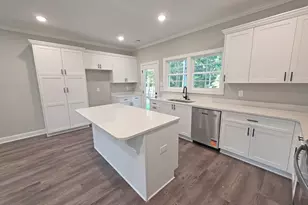 548 Hillman St, Warrenville, SC 29851 - Photo 4