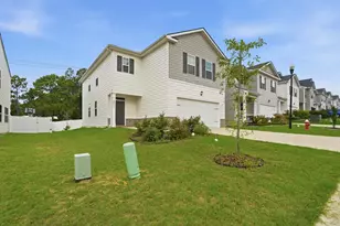 2911 Calli Crossing Dr, Graniteville, SC 29829 - Photo 2