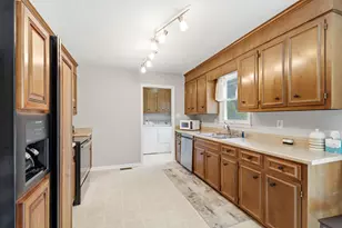 126 Trailwood Ave, Aiken, SC 29803 - Photo 4