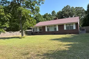 56 Blair St, Blackville, SC 29817 - Photo 1