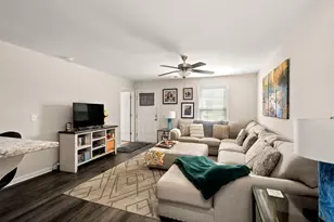 2064 Catlet Ct, Aiken, SC 29803 - Photo 4