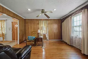 90 Lodge Cir, Blackville, SC 29817 - Photo 4