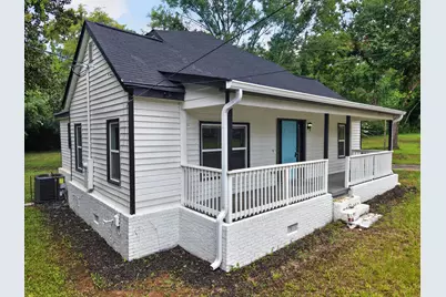447 Glover Street, Edgefield, SC 29824 - Photo 2