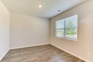 210 Expedition Dr, North Augusta, SC 29841 - Photo 6