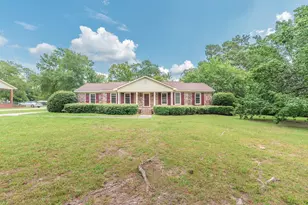 147 Wannamaker Dr, Barnwell, SC 29812 - Photo 2