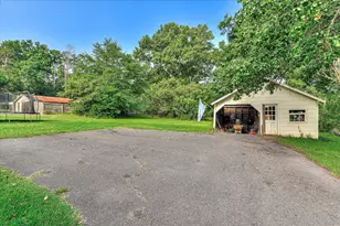 208 W Terrace St, Edgefield, SC 29824 - Photo 34