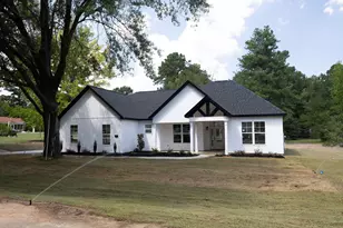 1621 Pine Ridge Dr N, Hephzibah, GA 30815 - Photo 2