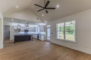 1621 Pine Ridge Dr N, Hephzibah, GA 30815 - Photo 6