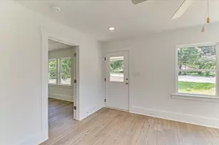 3007 Vaucluse Rd, Aiken, SC 29801 - Photo 4