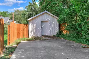 2056 McDowell St, Augusta, GA 30904 - Photo 44