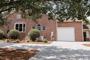 311 Oak St, Allendale, SC 29810 - Photo 6