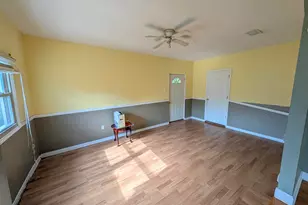 127 Wayland St, Warrenville, SC 29851 - Photo 4