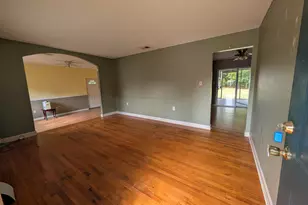 127 Wayland St, Warrenville, SC 29851 - Photo 2
