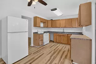 1010 Carriage Dr, Aiken, SC 29803 - Photo 8