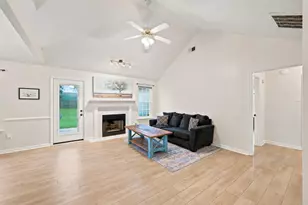 529 Edinburgh Ct, Warrenville, SC 29851 - Photo 2