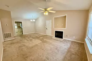 213 Long Creek Dr, Aiken, SC 29803 - Photo 2