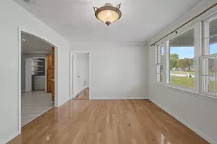 1039 Center St, Clearwater, SC 29842 - Photo 8