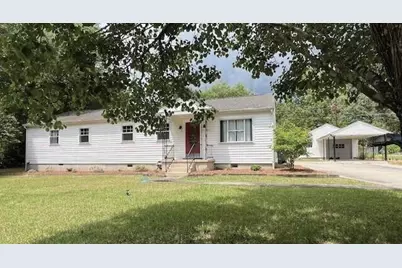 1303 Hagood Avenue, Barnwell, SC 29812 - Photo 1