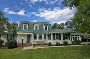 56 Wannamaker Dr, Barnwell, SC 29812 - Photo 1