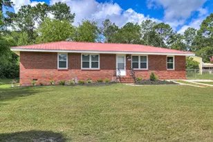 202 Hillview Dr, Graniteville, SC 29829 - Photo 1