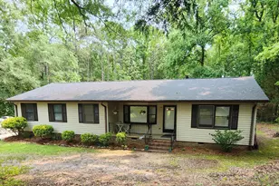 110 Laguna Ln, Greenwood, SC 29646 - Photo 1