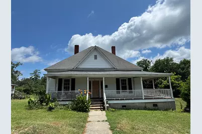 304 S Oak Street, Mc Cormick, SC 29835 - Photo 1