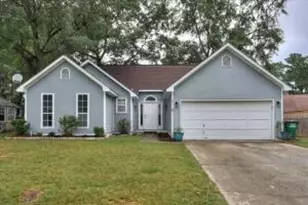 744 Cherry Dr, Aiken, SC 29803 - Photo 1