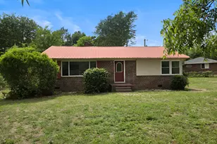 135 Oakwood Dr, Aiken, SC 29801 - Photo 1