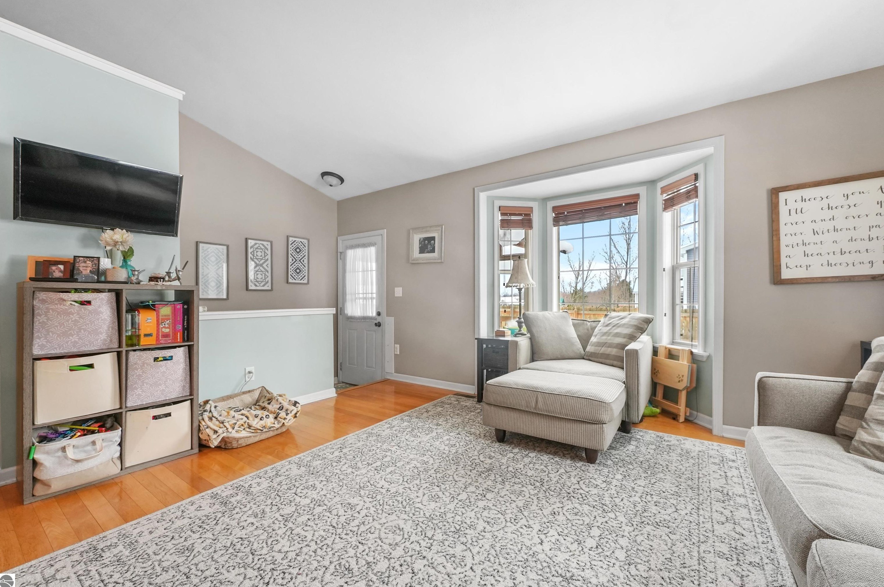 4140 Edwin Blvd, Grawn, MI 49637