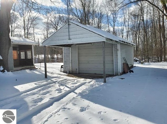 4594 Cranberry Lake Dr, Roos, MI 48756