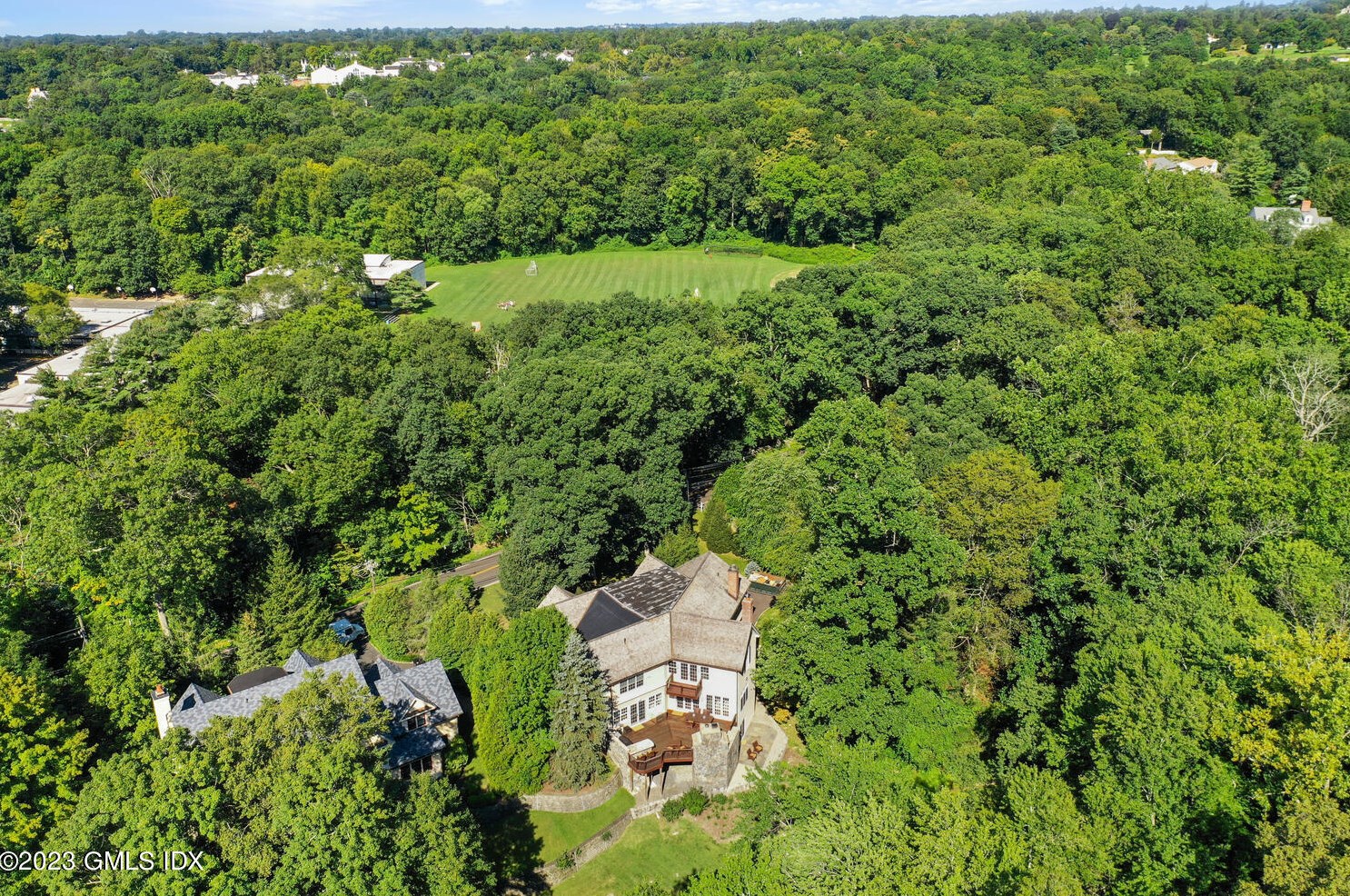 215 Orchard St, Cos Cob, CT 06807