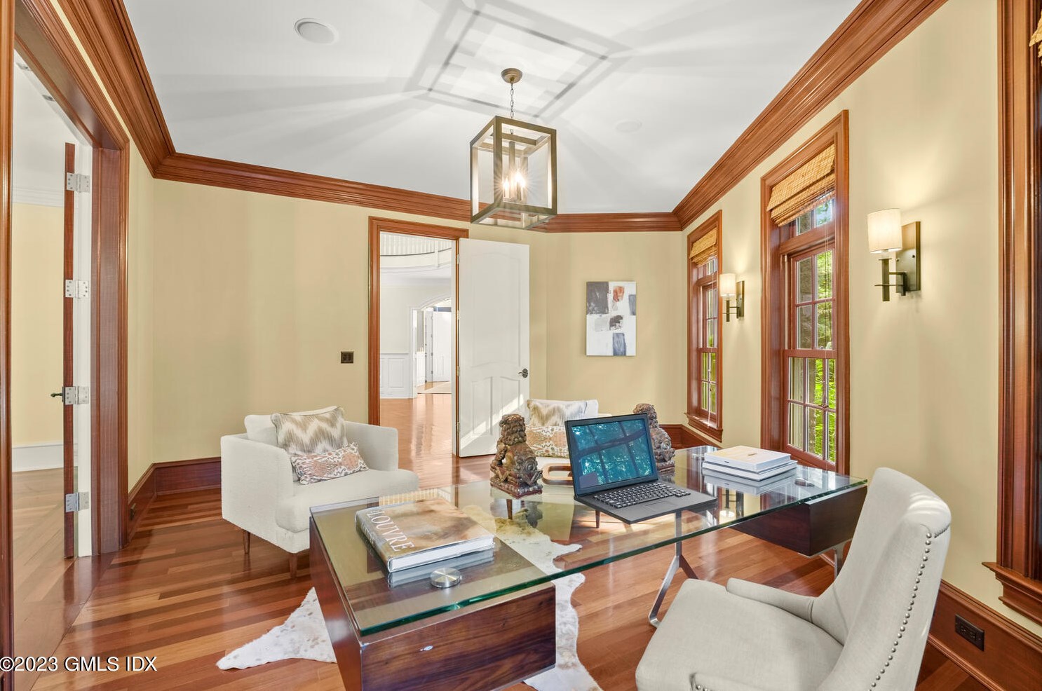 215 Orchard St, Cos Cob CT  06807-2014 exterior