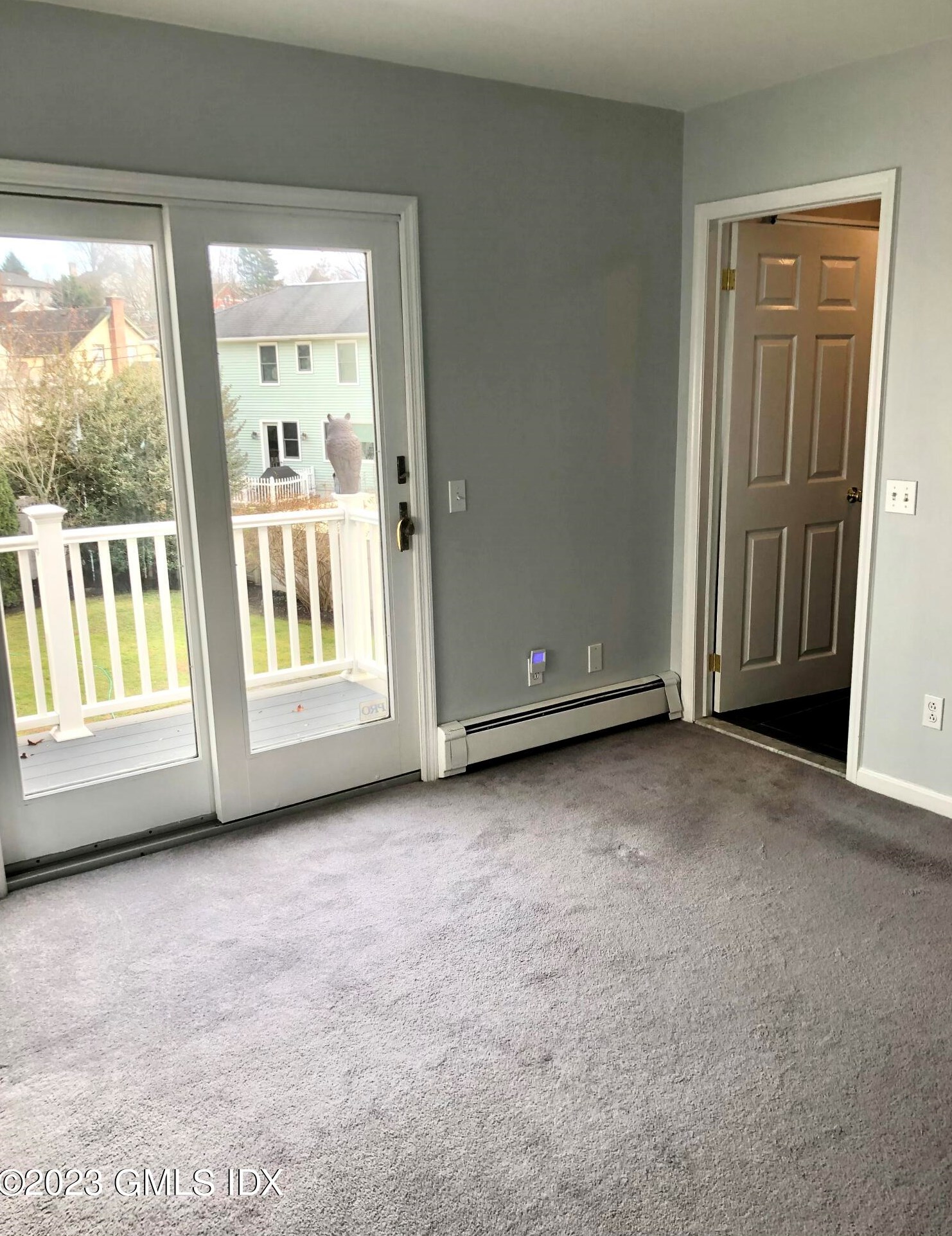 23 Orchard St, Cos Cob CT  06807-2409 exterior