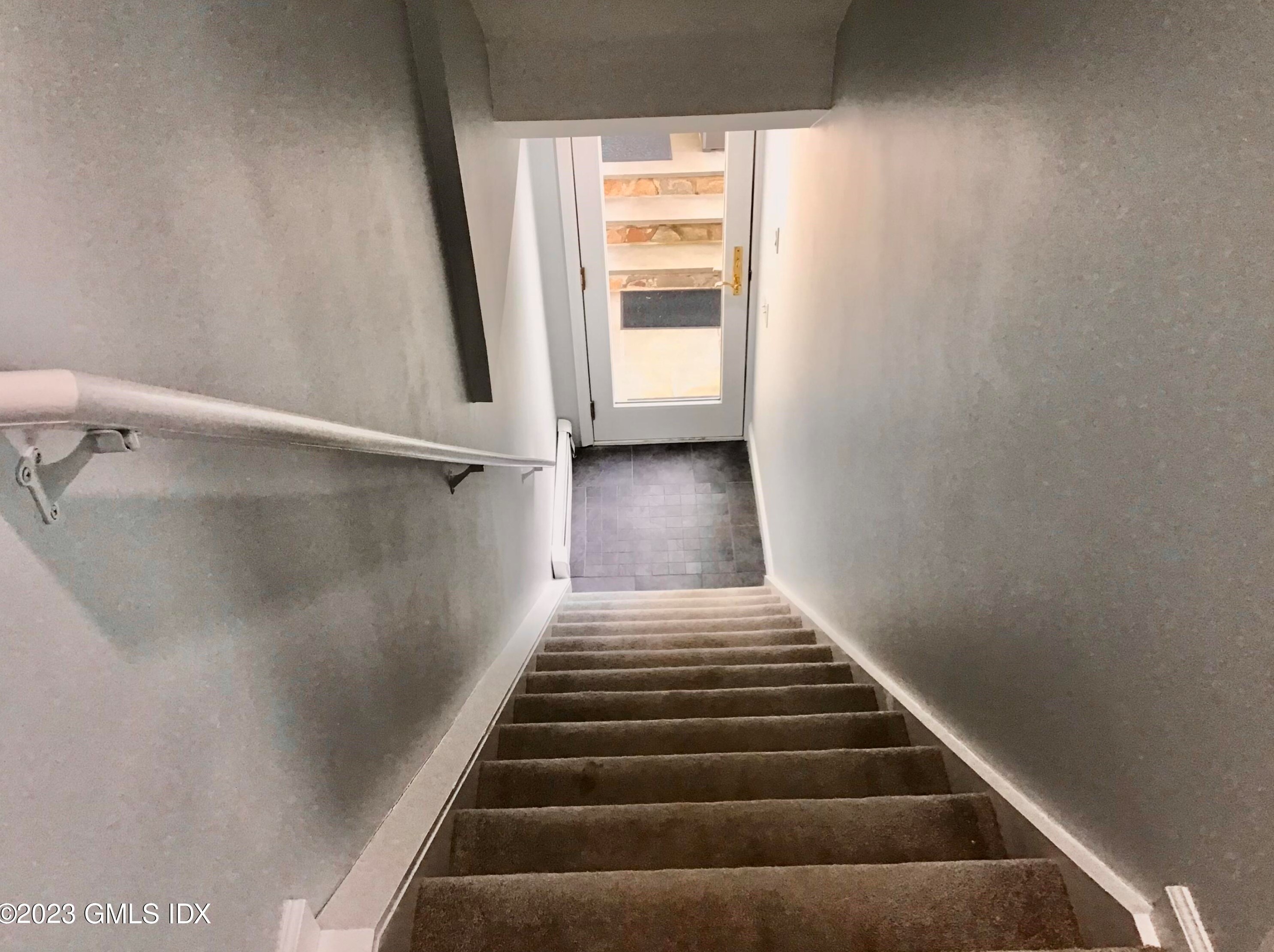 23 Orchard St, Cos Cob, CT 06807