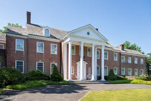 10 Cliffdale Rd, Greenwich, CT 06831 - Photo 2