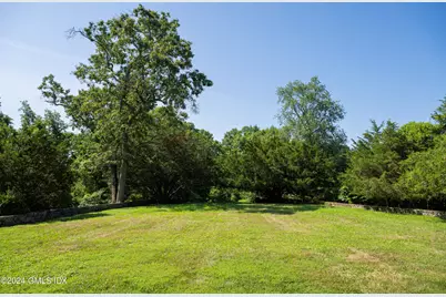 10 Cliffdale Road, Greenwich, CT 06831 - Photo 32