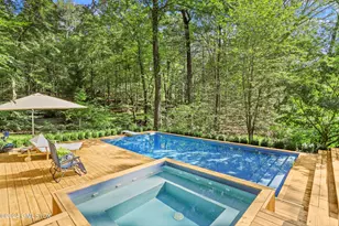 979 Lake Ave, Greenwich, CT 06831 - Photo 2