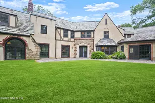 21 Calhoun Dr, Greenwich, CT 06831 - Photo 36