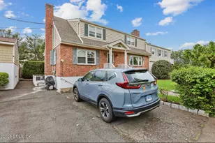 54 Rodwell Ave, Greenwich, CT 06830 - Photo 2