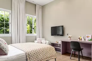 41 Meadow Wood Dr, Greenwich, CT 06830 - Photo 36