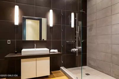 41 Meadow Wood Drive, Greenwich, CT 06830 - Photo 32