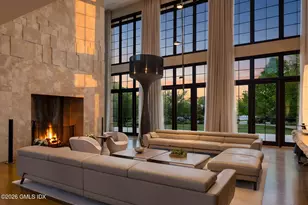 41 Meadow Wood Dr, Greenwich, CT 06830 - Photo 10